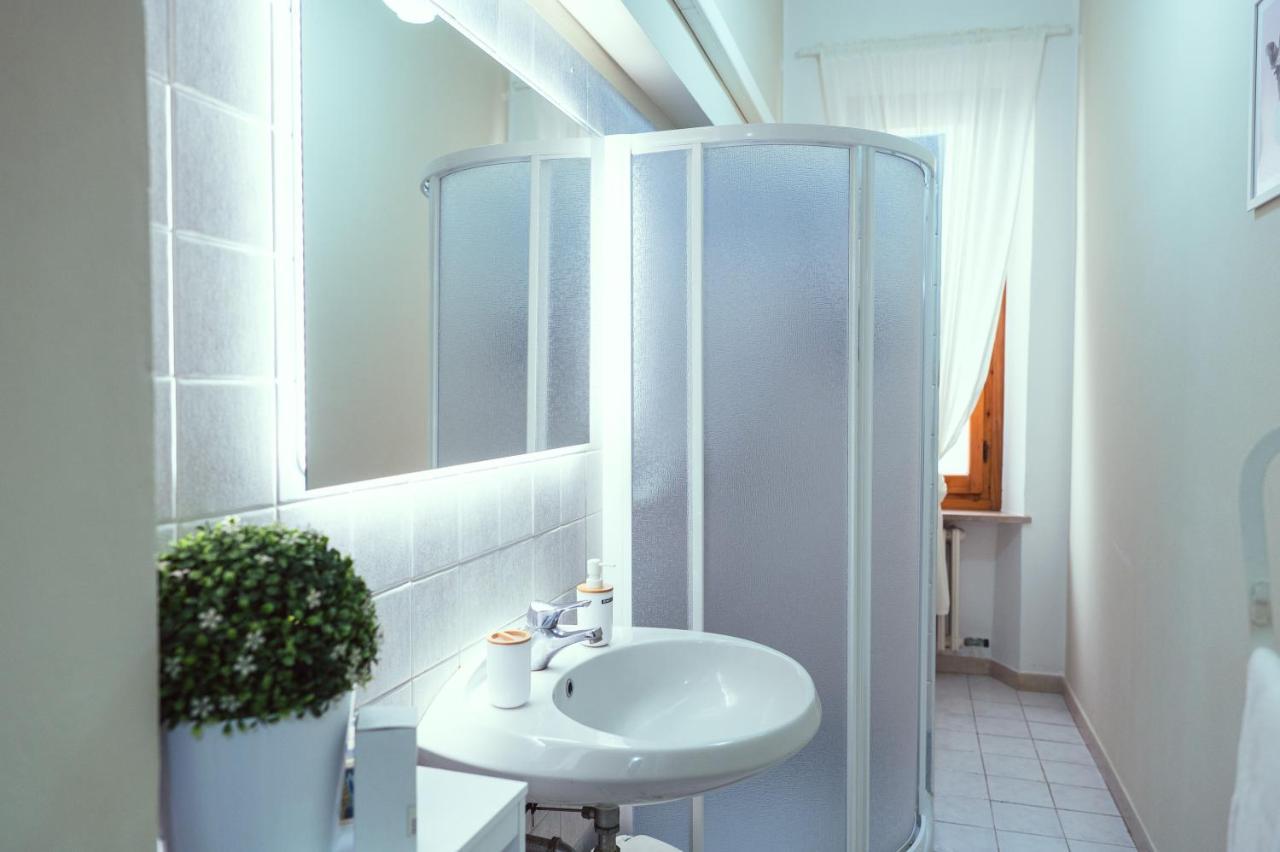 Celeste Simple Apartment San Miniato Bagian luar foto