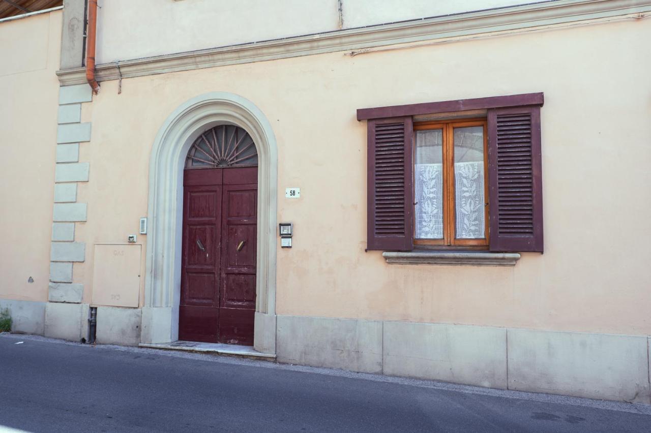 Celeste Simple Apartment San Miniato Bagian luar foto